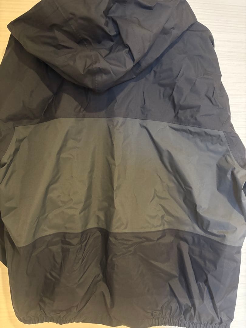 XL 新品同様・極美品 NIKE ACG ナイロンジャケット ブラック ナイキ XL 新品同様・極美品 NIKE ACG ナイロンジャケット ブラック ナイキ