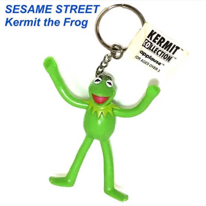 メルカリ Sesame Street セサミストリート カーミット キーホルダー 未使用品 キャラクターグッズ 5 999 中古や未使用のフリマ