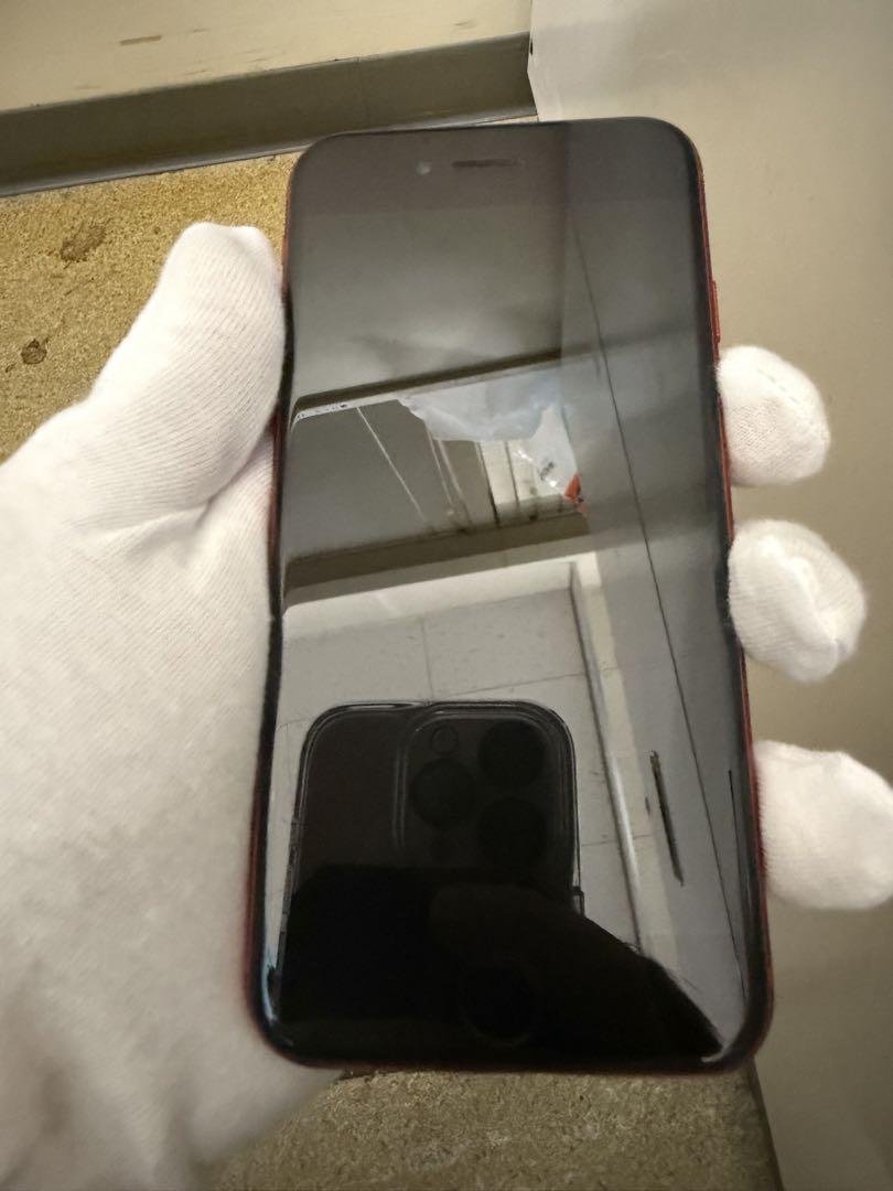 iPhoneSE(第3世代) 純正バッテリー100% 256GB スマートフォン本体 iPhoneSE(第3世代) 純正バッテリー100% 256GB スマートフォン本体