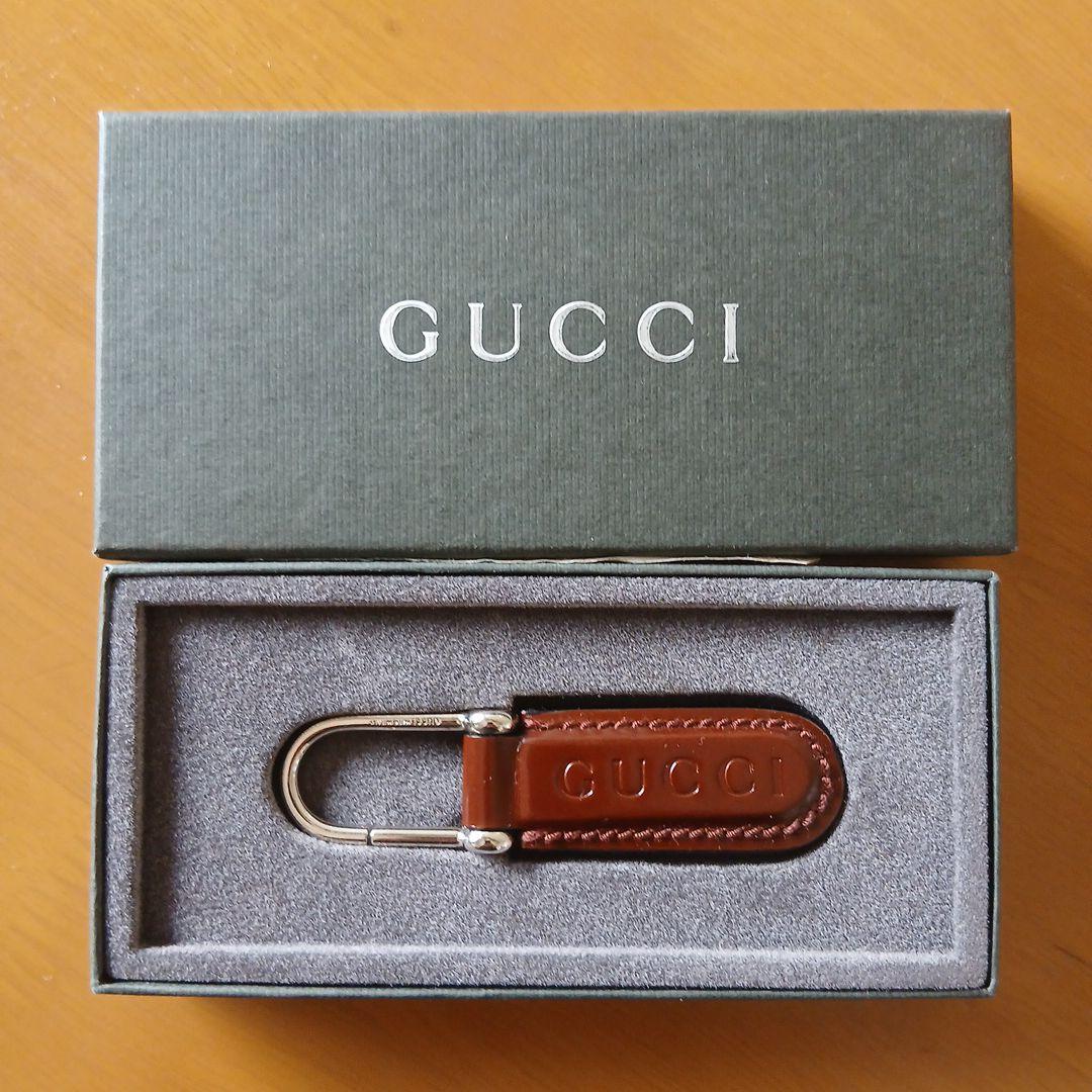 GUCCI ブラウンレザー キーホルダー