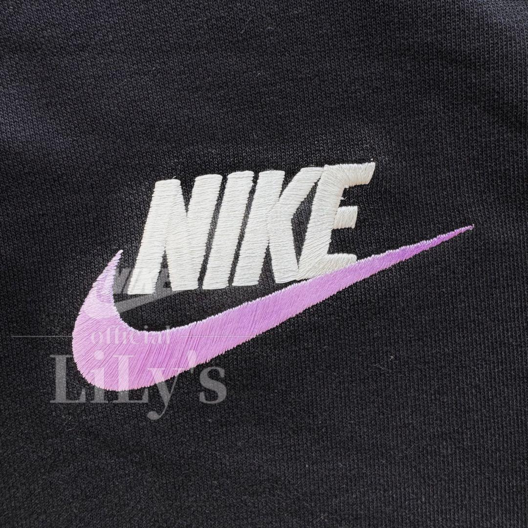 2新品　NIKE上下セットアップ　Ｍサイズ　黒✖️紫　スウォッシュ　ナイキ