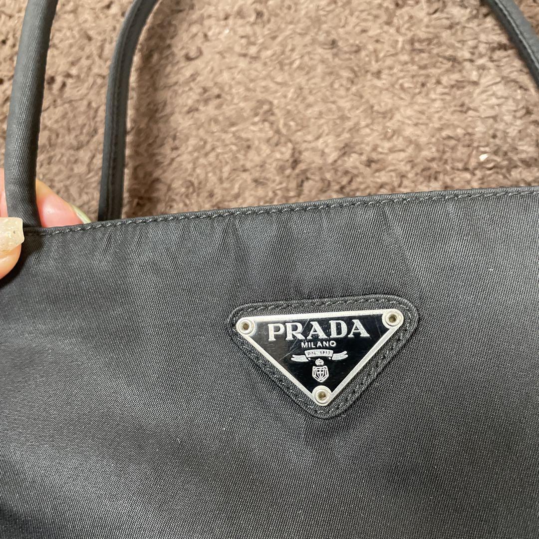 PRADA ナイロン トートバッグ
