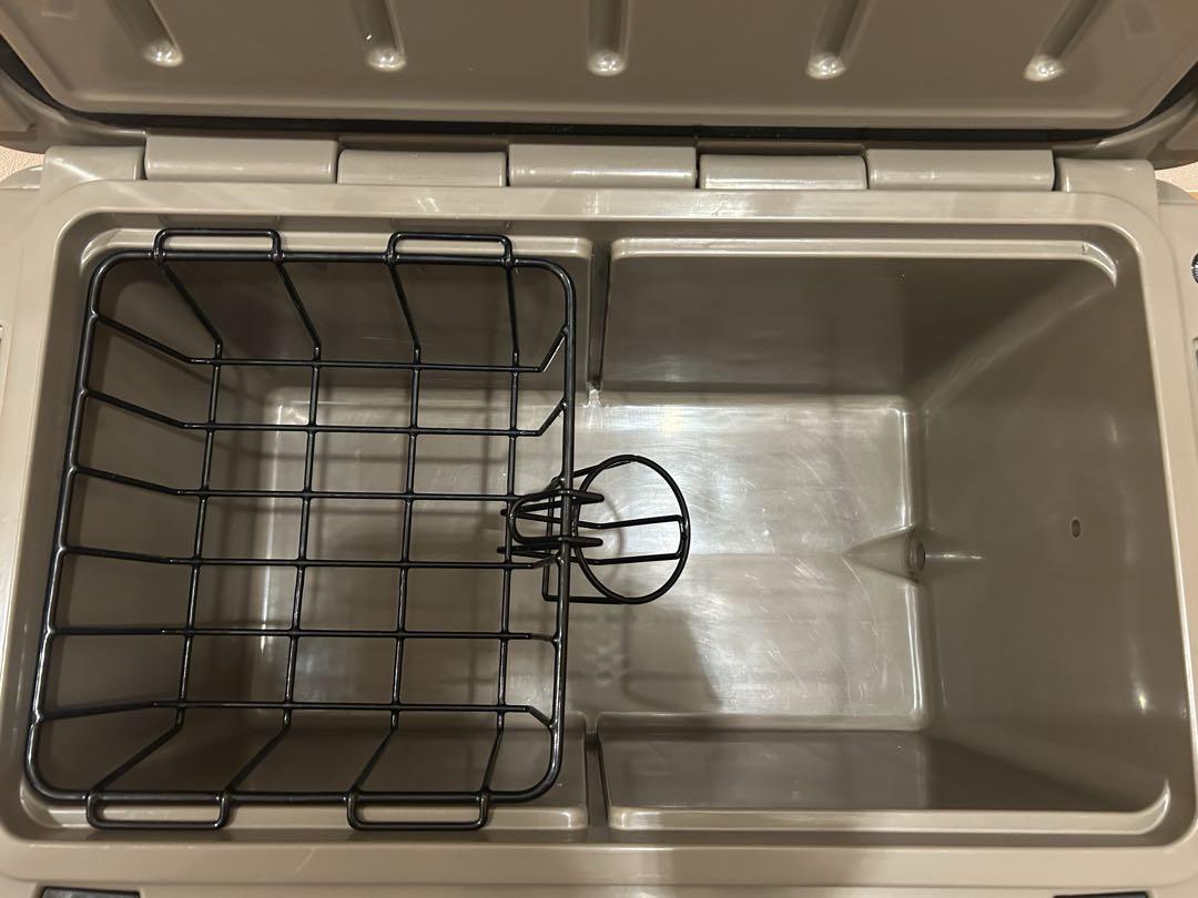 アイスランドクーラーボックス 45QT