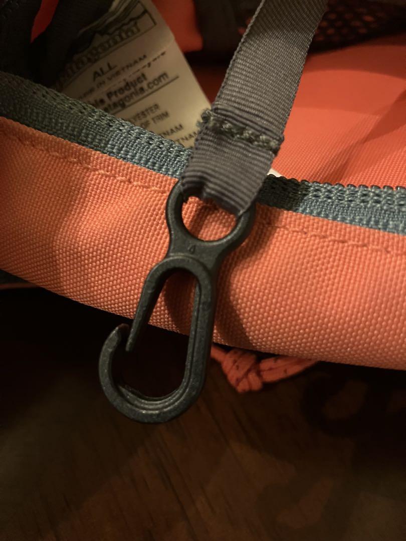 極美品】レアカラー patagonia アトムスリング 8L ピンク