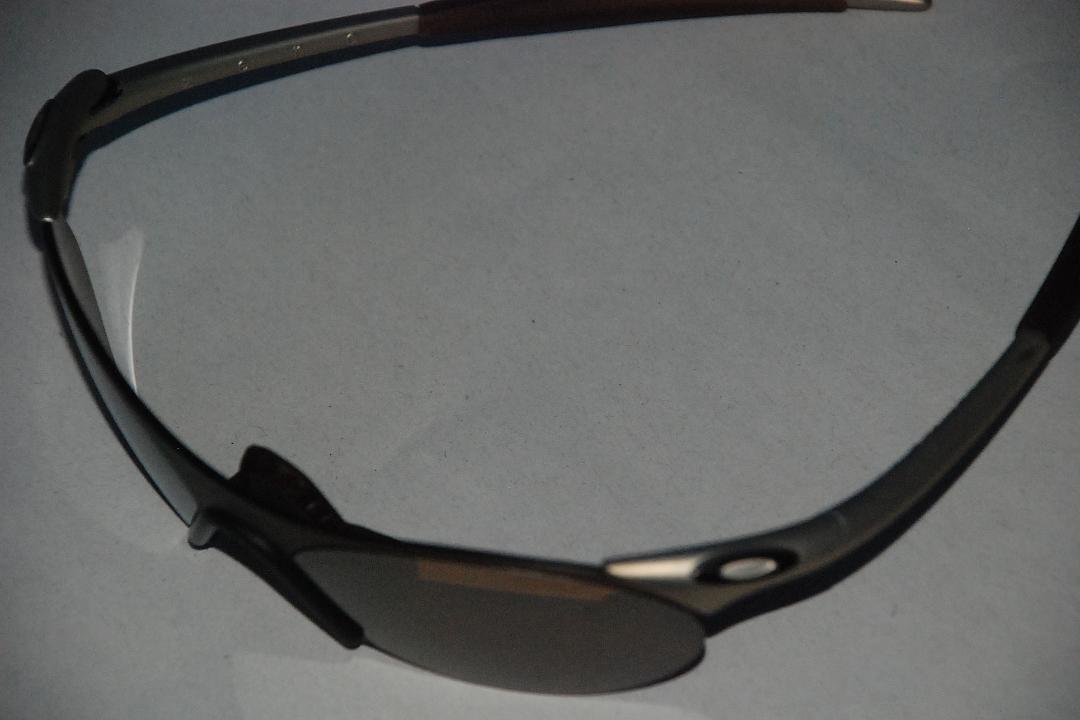 定番限定品 OAKLEY オークリー イーブイゼロピッチ スポーツサングラス 店頭展示処分品 7P4nr-m92745416707 高品質在庫