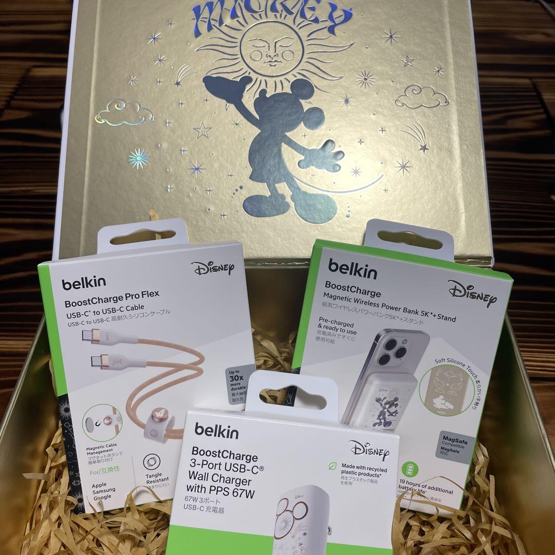 belkin Disney チャージング ギフトボックス　開封済み　未使用