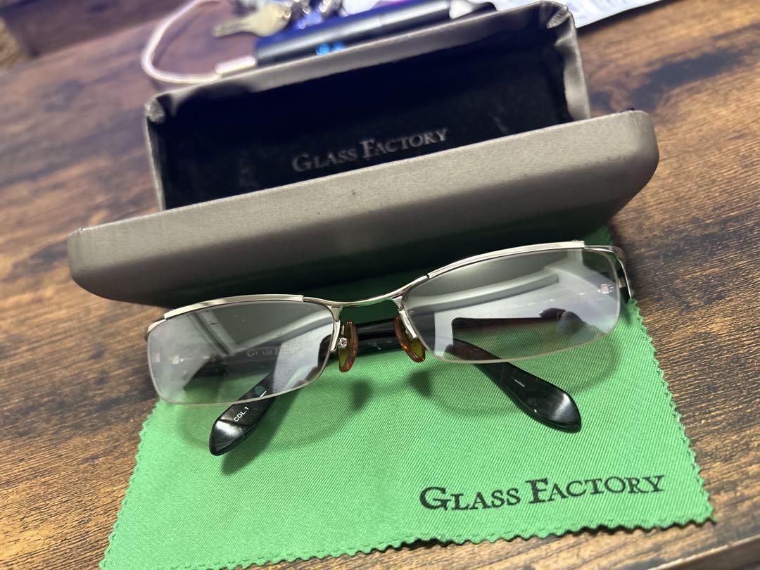 GLASS FACTORY サングラス ケース付き