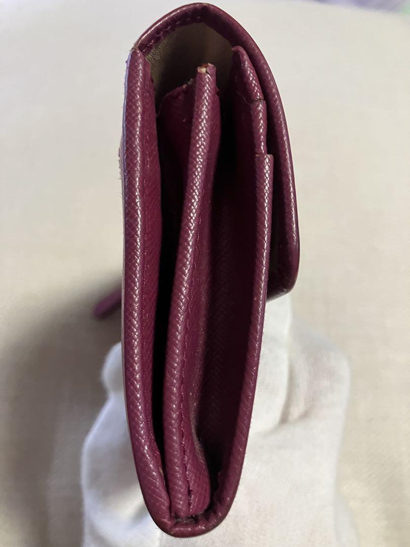 PRADA プラダ　レザー レディース長財布