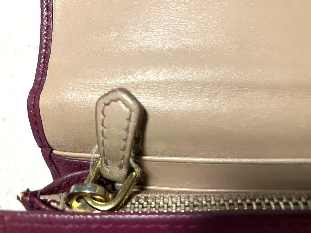 PRADA プラダ　レザー レディース長財布