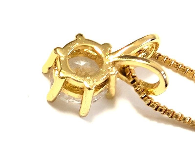 ダイヤモンドの2.4倍の煌めき 最高品質のモアサナイト！【2ct