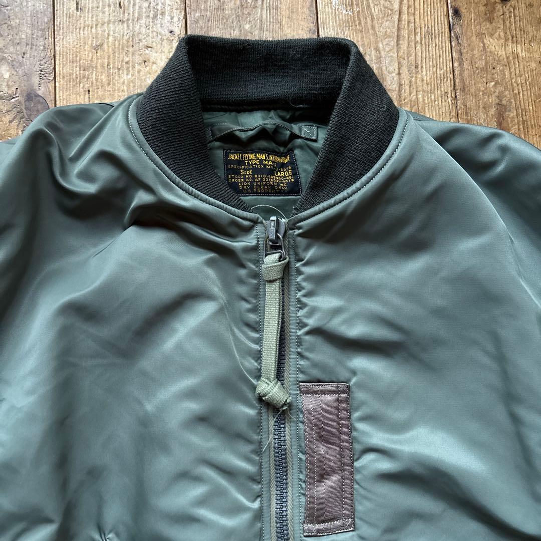 BUZZ RICKSON MA-1 フライトジャケット Large BUZZ RICKSON MA-1 フライトジャケット Large