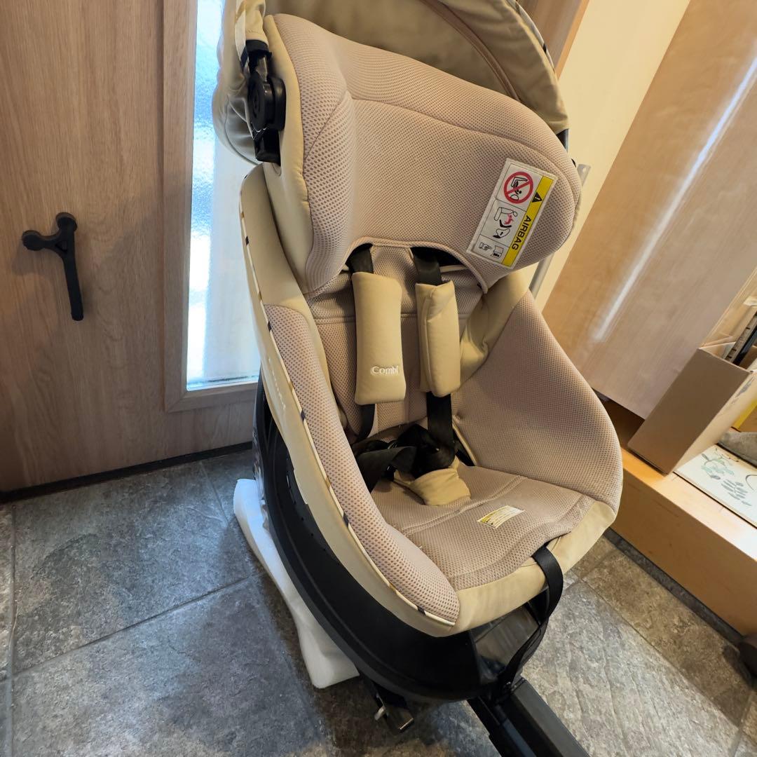 【Combi】チャイルドシート クルムーヴ スマート ISOFIX JN-570 【Combi】チャイルドシート クルムーヴ スマート ISOFIX JN-570
