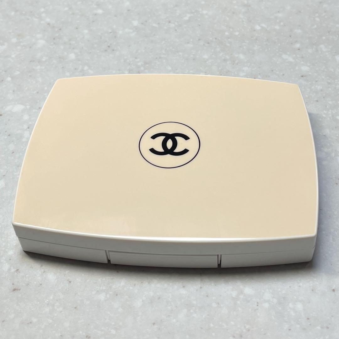 CHANEL ル ブラン ブライトニング コンパクト B20 - メルカリ