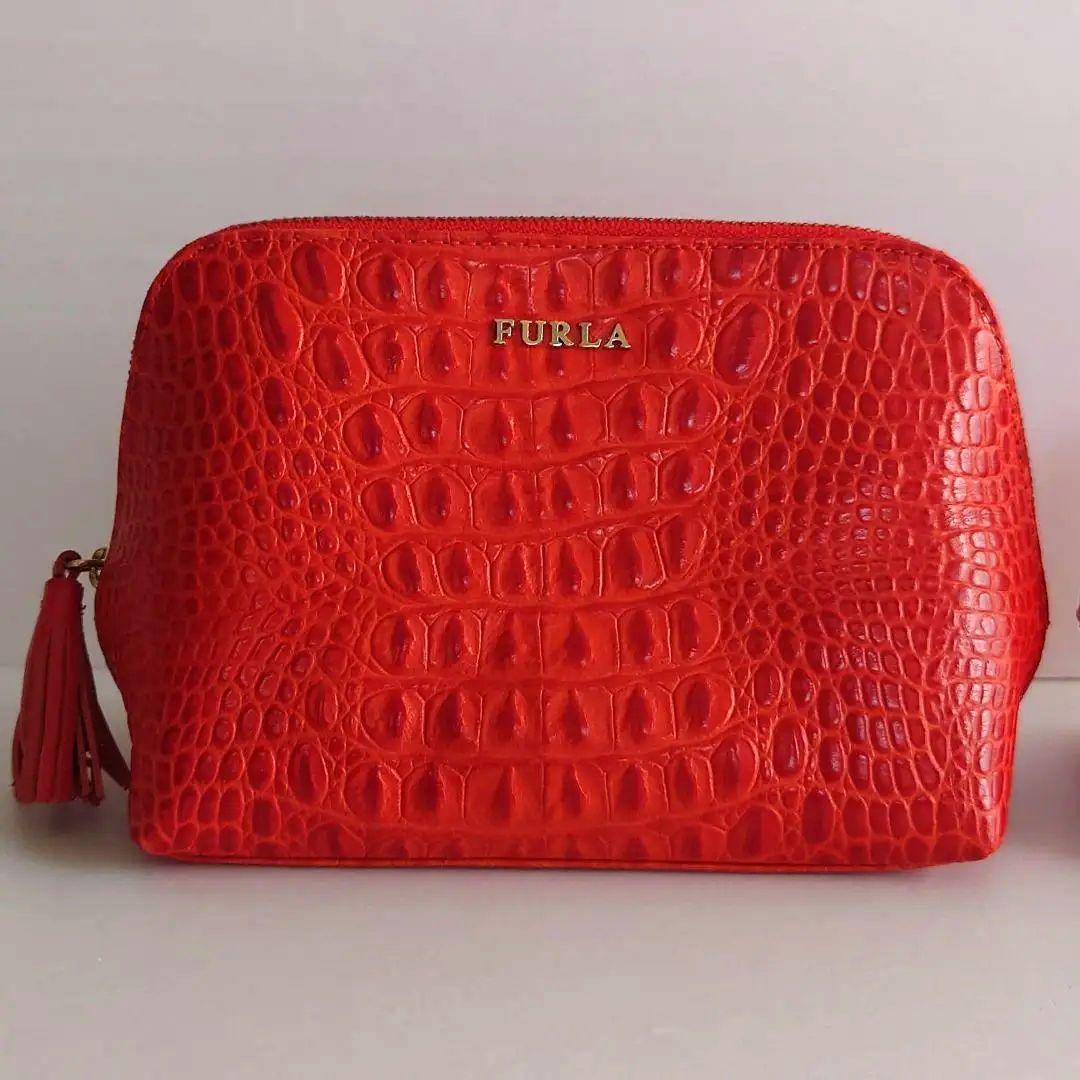 FURLA　フルラ　ポーチ　大小セット FURLA フルラ ポーチ 大小セット