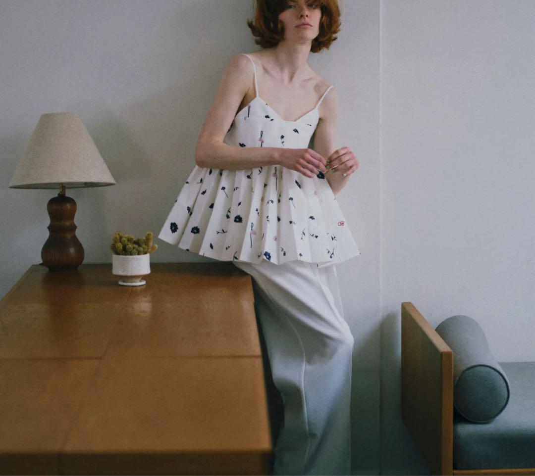 Bibiy B. BLOOMY BUSTIER タグ付き bibiy B. BLOOMY BUSTIER 正規品 新品タグ付き - メルカリ
