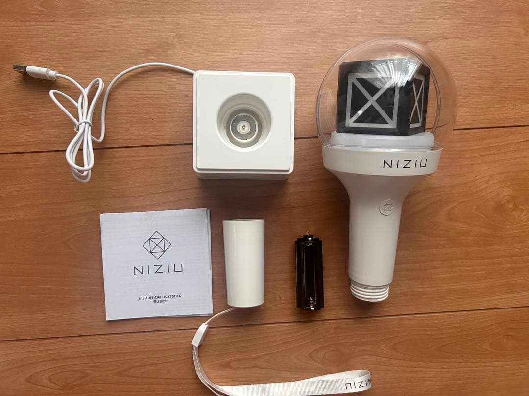 NiziU ペンライト