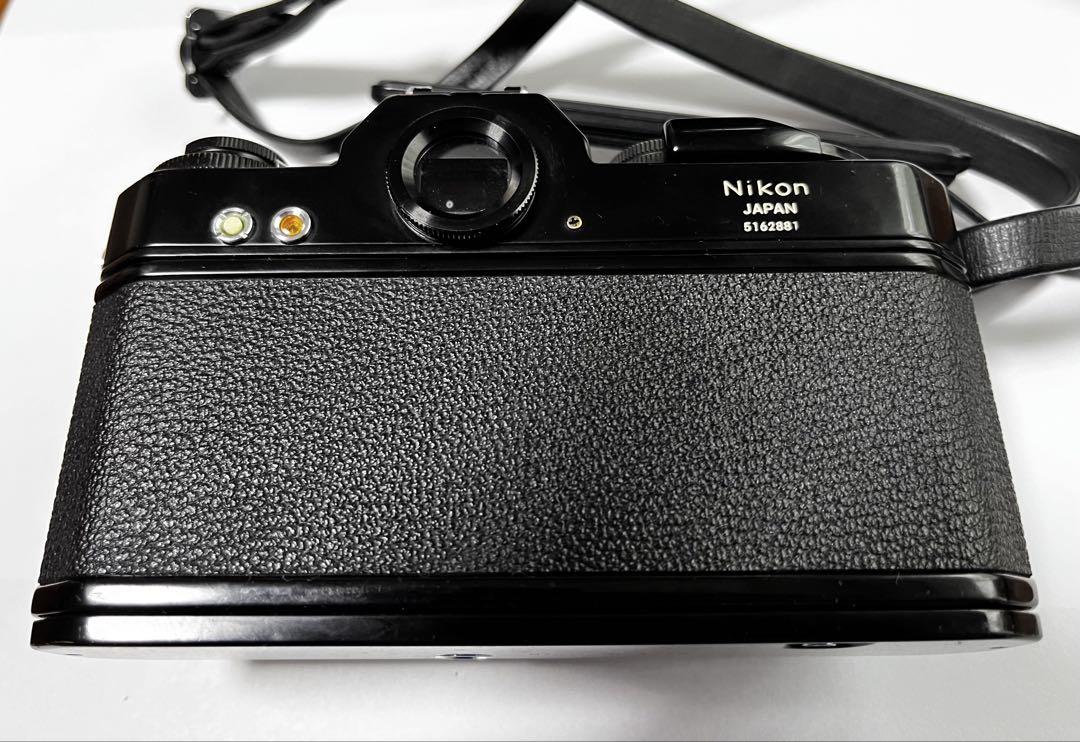 Nikomat ELフィルムカメラ 35mm ニコンレンズ2個付属