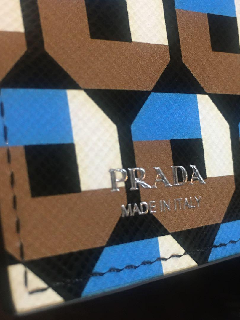 非売品 新品 PRADA サフィアーノレザー キーケース PG004