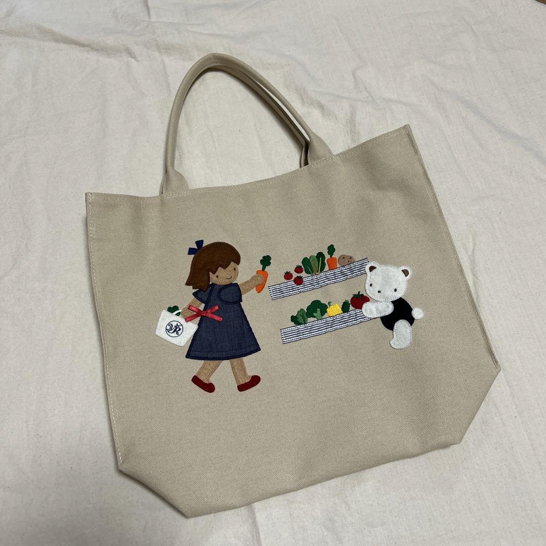 ファミリア×コーワ ★コラボ お野菜刺繍　帆布バッグ