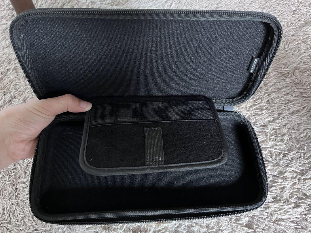 Nintendo Switch 本体 ＋ 純正付属品 ＋ 専用ケース付き