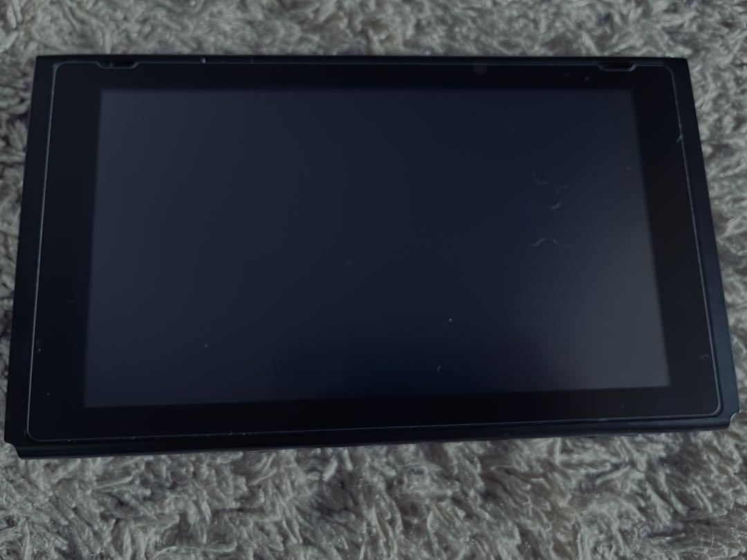 Nintendo Switch 本体 ＋ 純正付属品 ＋ 専用ケース付き
