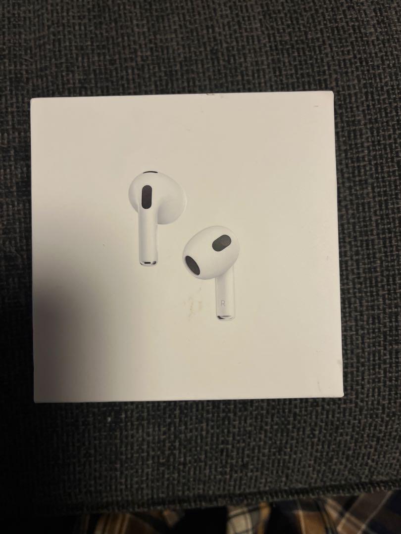 【正規品・AirPods 第3世代】 ホワイト 充電ケース・ケーブル付き