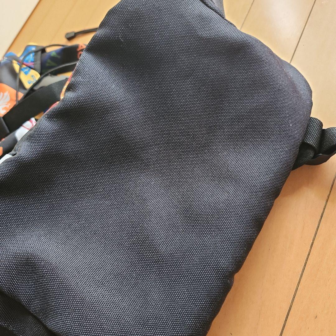 XLARGE マルチカラー ロゴバックパック