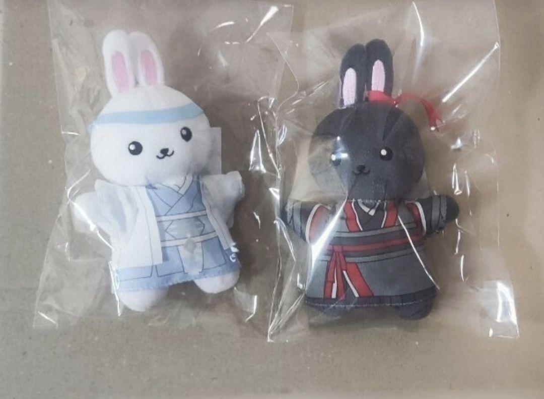 舞台　魔道祖師　ステそし　ぬいぐるみキーホルダー　藍忘機　魏無羨 舞台 魔道祖師 ステそし ぬいぐるみ 藍忘機 魏無羨 - メルカリ