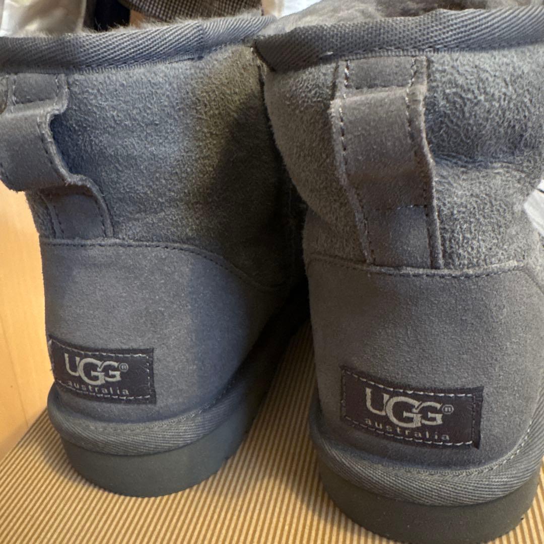 UGG ムートンブーツ グレー UGG ムートンブーツ グレー