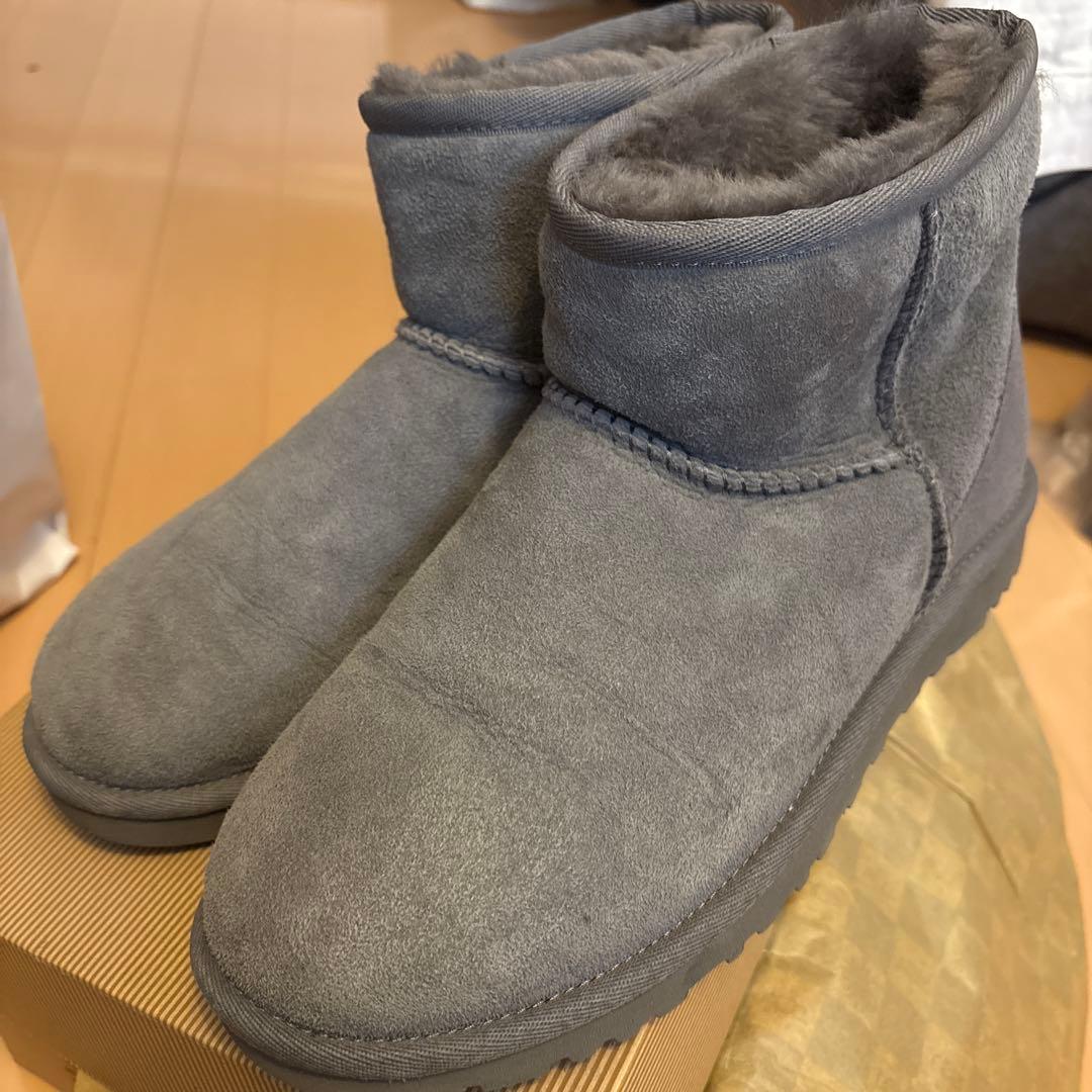 UGG ムートンブーツ グレー UGG ムートンブーツ グレー