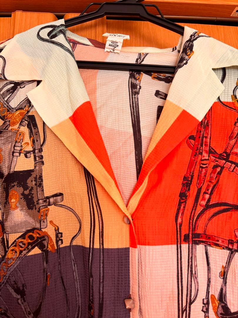 エルメス シャツ ヴィンテージ ゴルチエ期 スカーフ柄 エルメス シャツ ヴィンテージ ゴルチエ期 スカーフ柄