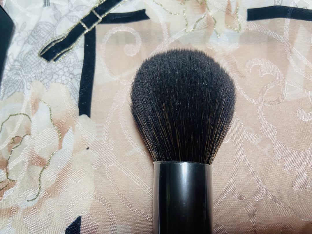 【セット】NARS ライトリフレクティングセッティングパウダー ブラシ#14