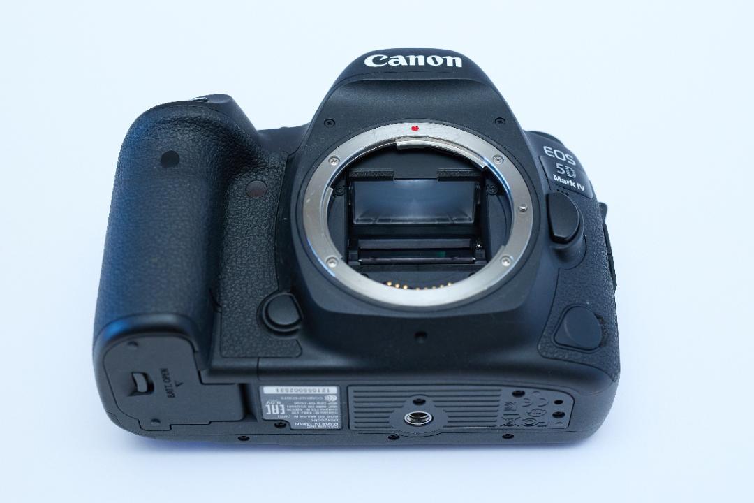 【美品/シャッター回数少なめ】Canon EOS 5D Mark Ⅳ Mark4