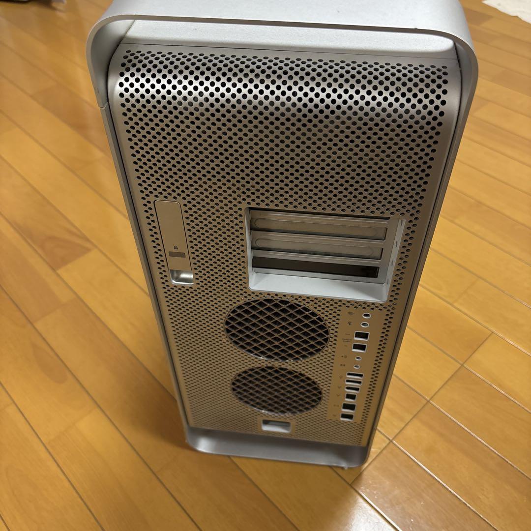 Apple Mac Pro タワー型PCケース シルバー Apple Mac Pro タワー型PCケース シルバー - メルカリ