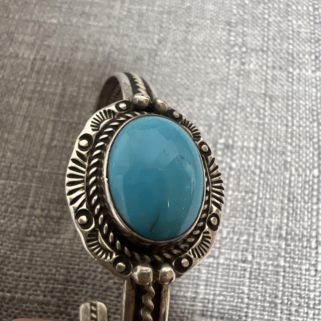 ナバホNAVAJO インディアンジュエリーバングルJJJ
