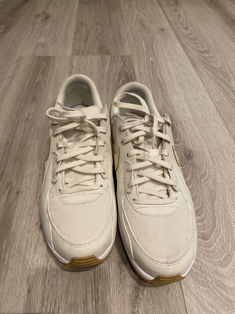 NIKE エアマックスエクシーコルク 25㎝