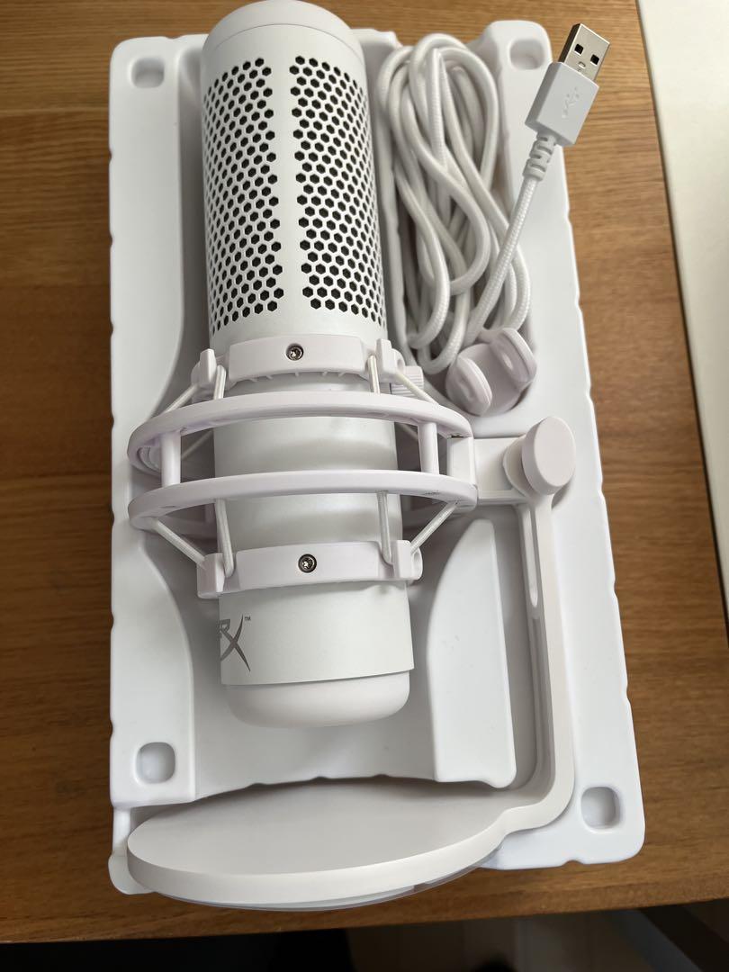HyperX QuadCast S ホワイト　マイク