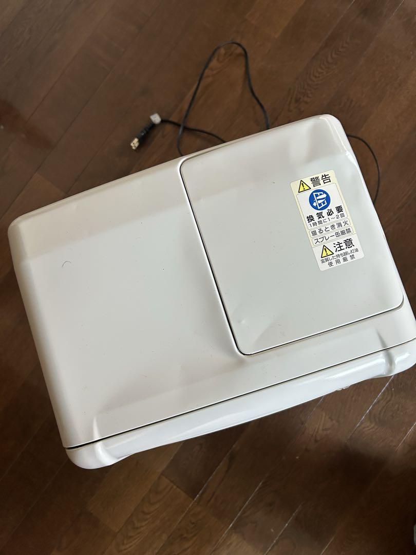 ダイニチブルーヒーター　FHY-32TR8（W）　2017年製