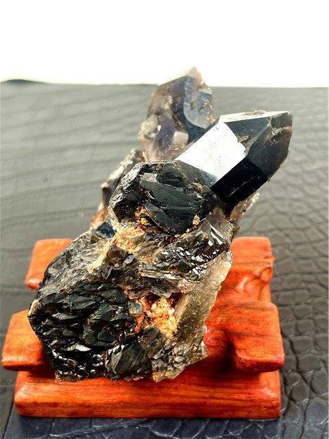 AAA級【魔除け】高透明度天然モリオン黒水晶クラスターB80C6