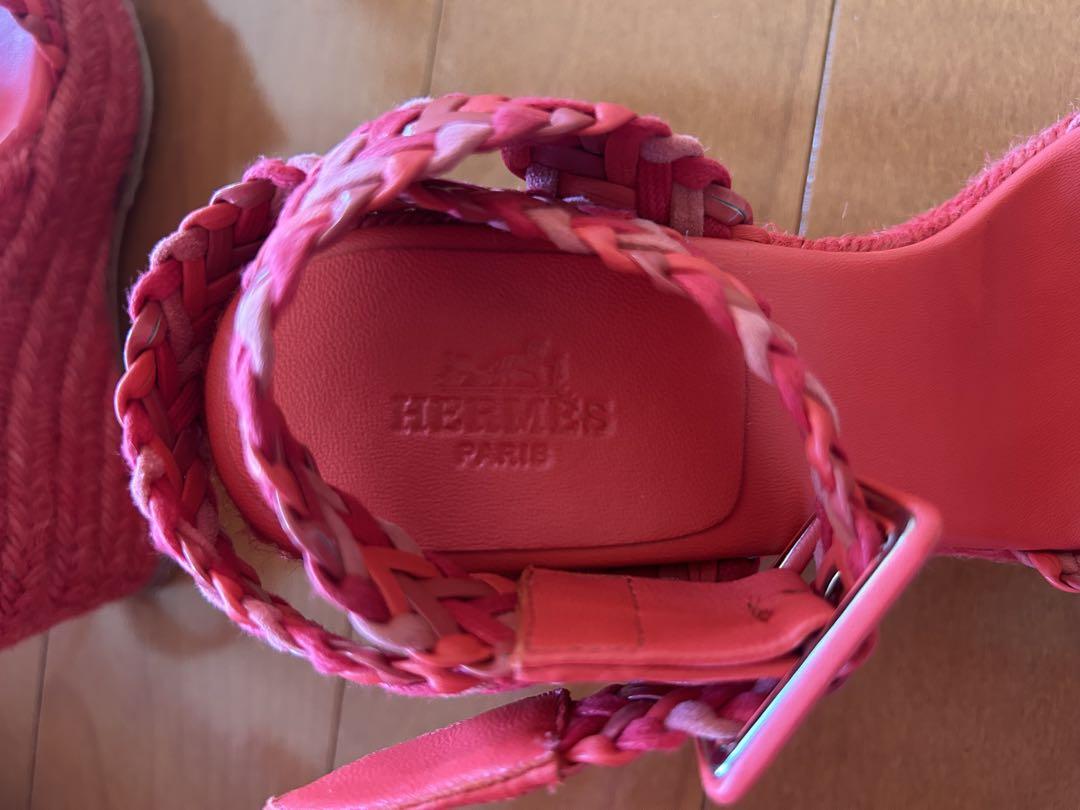【編み込みデザインがエレガント♡】HERMES サンダル エルメスHERMES赤 編み込み ウェッジヒールサンダル36 - メルカリ