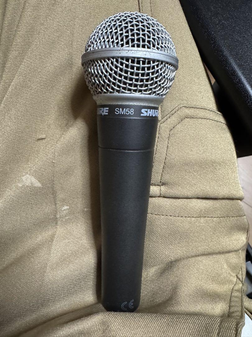 SHURE SM58 SE シュア ダイナミックマイク　xlrケーブル付き