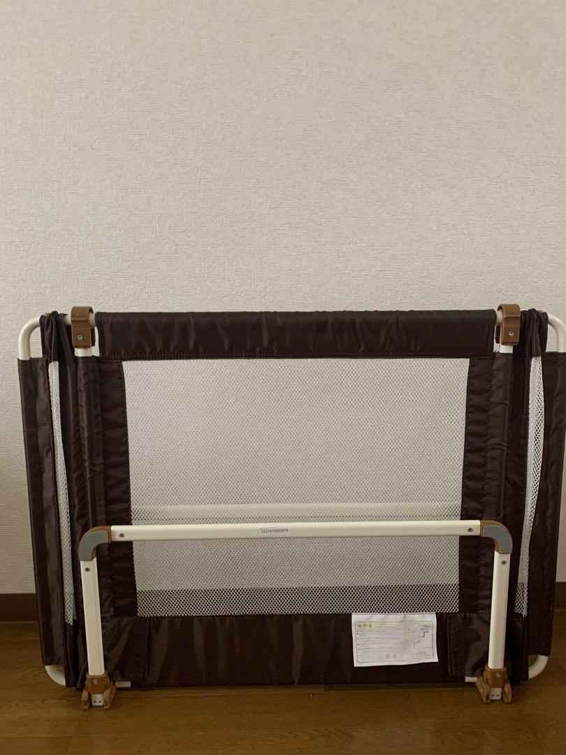 日本育児　ちょっとおくだけとおせんぼSサイズ　ベビーゲート　ブラウン