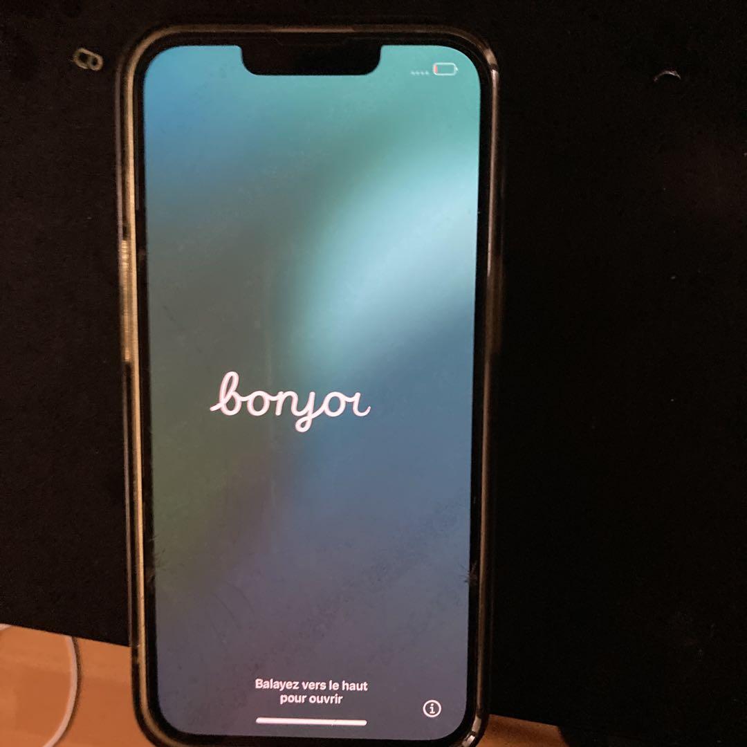 iPhone13 白　ジャンク