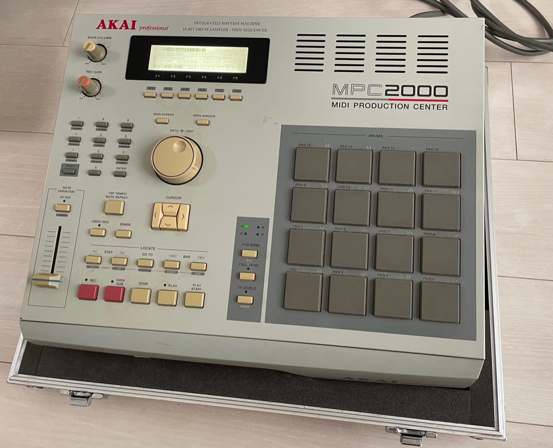 ースに✸ AKAI パラアウトボード付き 送料込み zFypM-m92995276800 MPC2000 エフェクトボード あります