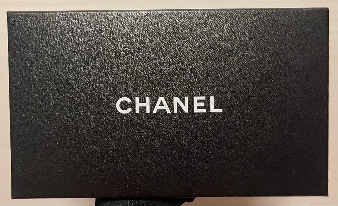 CHANEL ニュートラベルライン ラウンドファスナー 長財布 箱付き