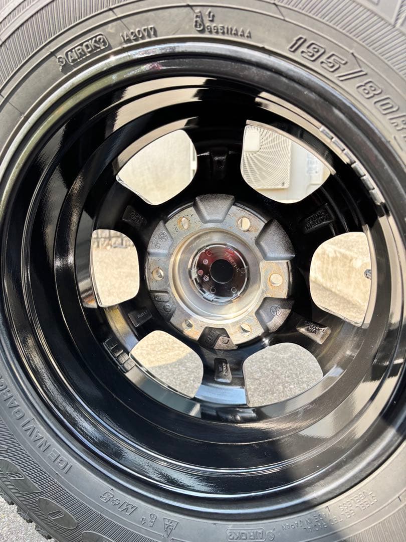 超美品！FLEX フレックス 200系ハイエース用 スタッドレスGoodyear