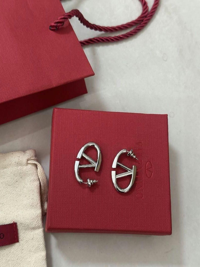 VALENTINO シルバー ピアス(両耳用)