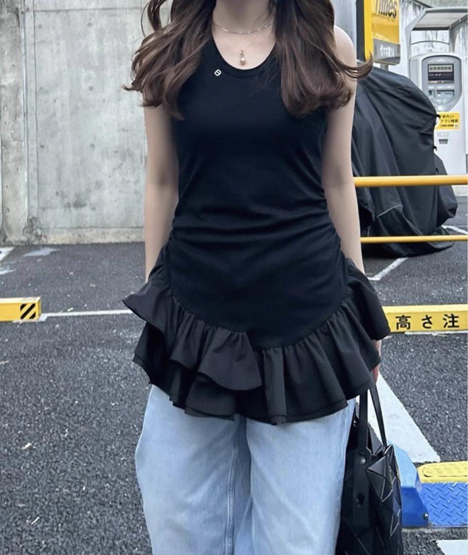 即日発送】Bibiy IRIS RUFFLE TOP ブラック - メルカリ