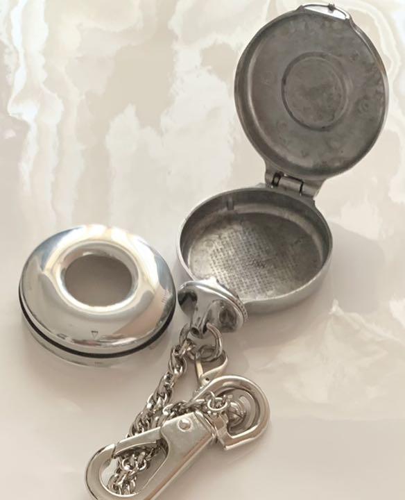新品超歓迎 Vivienne Westwood ヴィヴィアンウエストウッド 携帯灰皿 o7LTN-m93044660625 新作入荷定番