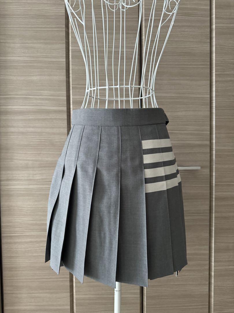 THOM BROWNE トムブラウン プリーツスカート THOM BROWNE トムブラウン プリーツスカート